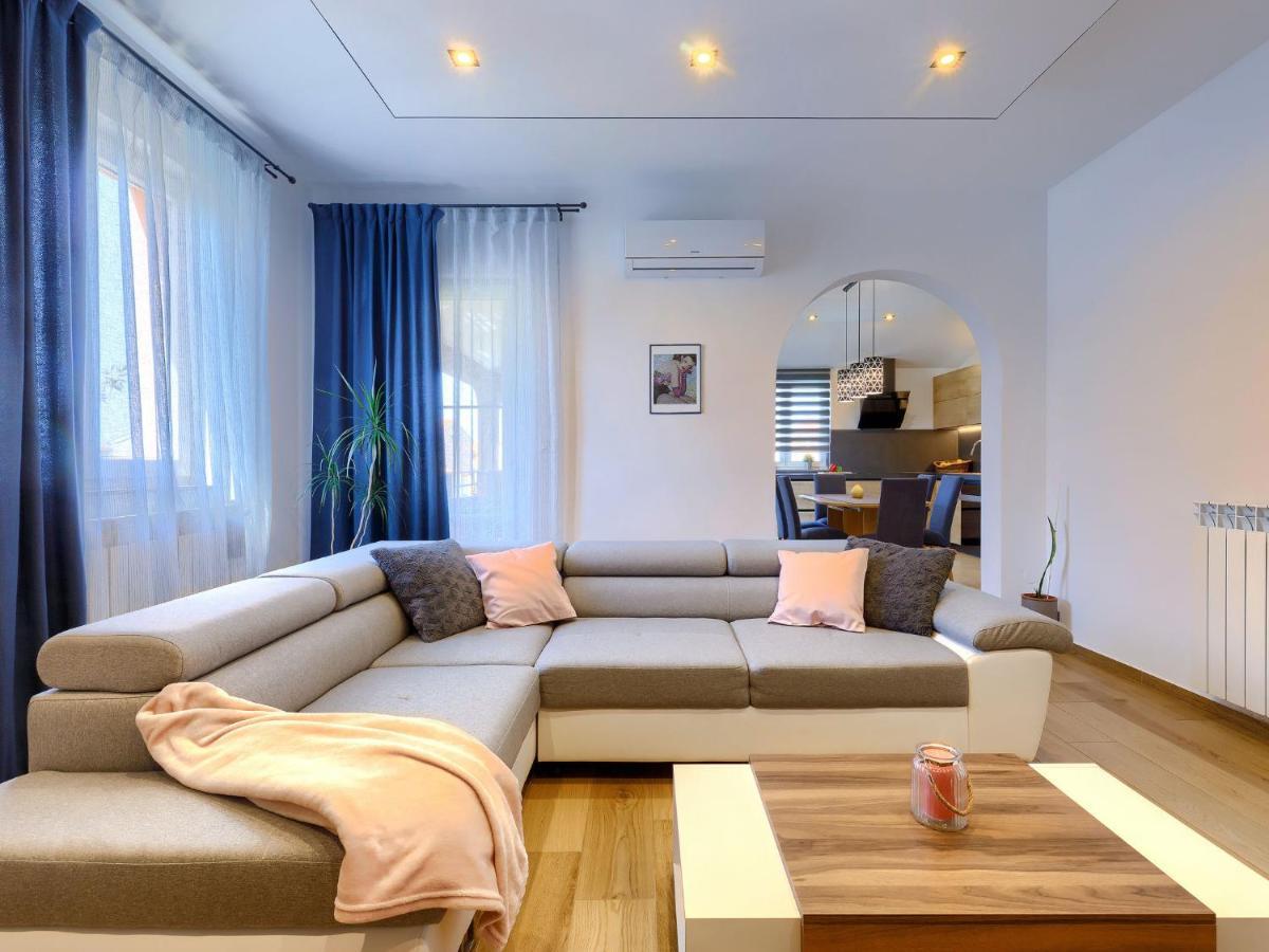 Holiday Home House Eric&Paolo By Interhome Pula Buitenkant foto