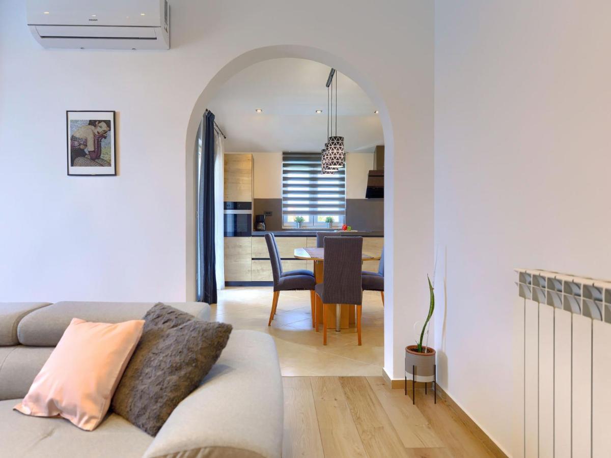 Holiday Home House Eric&Paolo By Interhome Pula Buitenkant foto